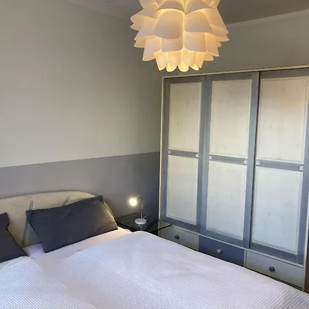Strahlender-mond Apartment